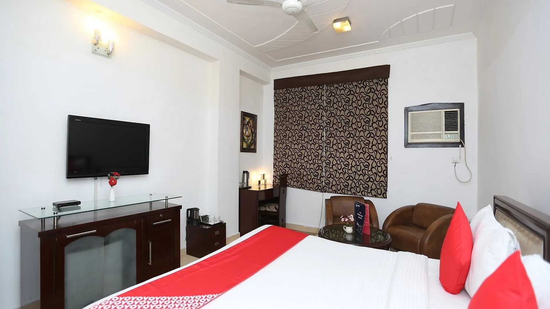 Hotel Oyo 15853 Four Sight Gurgaon